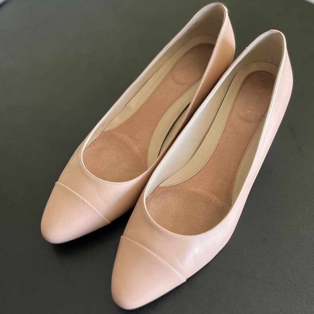 ******** SOLD ******** Cole Haan womens leather heels pumps shoes - size 7.5